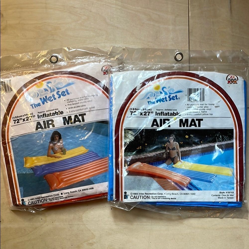 NEW 80s Vintage Intex The Wet Set Inflatable Air Mat x 2 blue and orange 59703